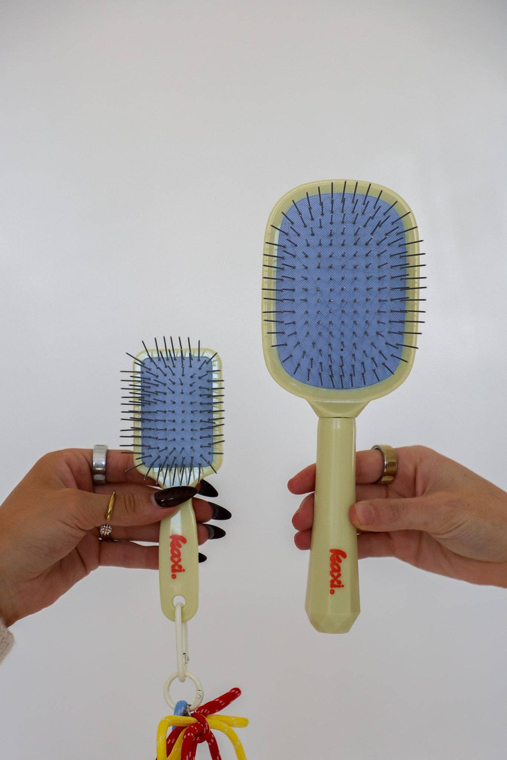 mini scalp to ends brush